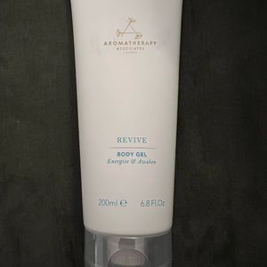 BNIB Aromatherapy Associates Revive Body Gel